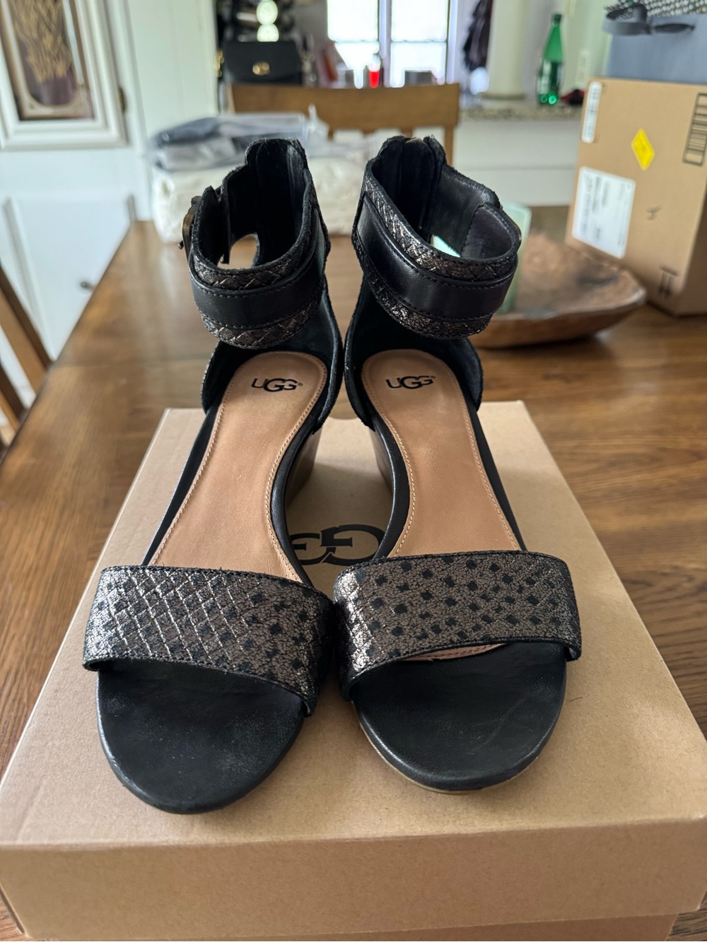 UGG Char Black Shimmer Leather Wedge Ankle Strap Sandals, Sz 7 - NWT & Box - Picture 7 of 13
